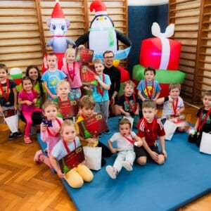 Mrkněte na fotky z&nbsp;🎄🎅 vánočních BOGI akcí 2024 📸💥